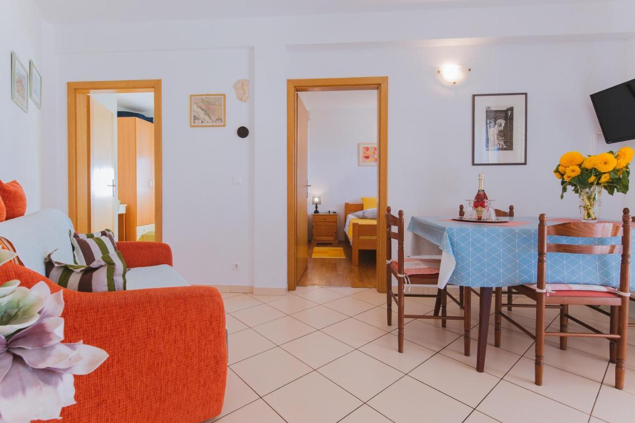 Apartmani Villa Marija Omis Exterior photo